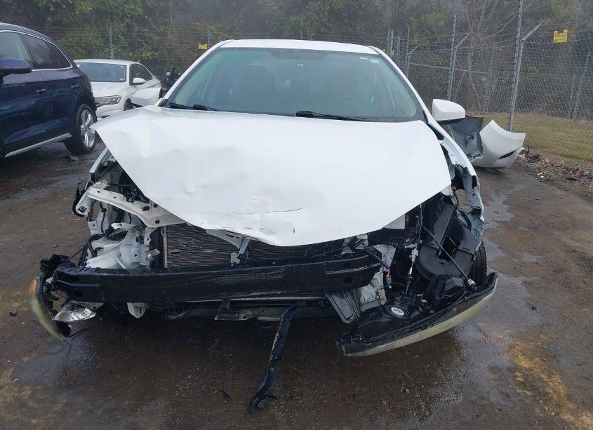 Photo 6 of 2014 Toyota Corolla LE (VIN 2T1BURHE2EC030373)