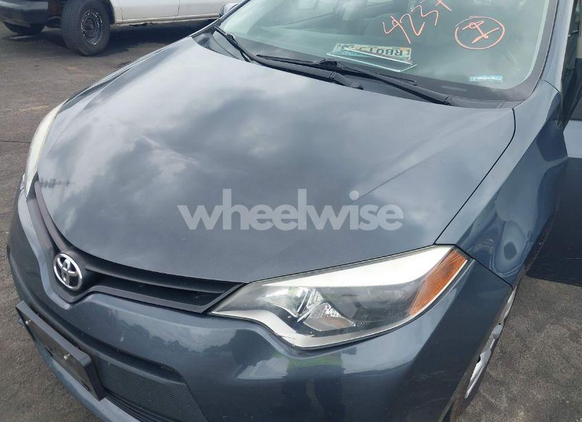 Photo 6 of 2014 Toyota Corolla LE (VIN 2T1BURHE2EC052325)