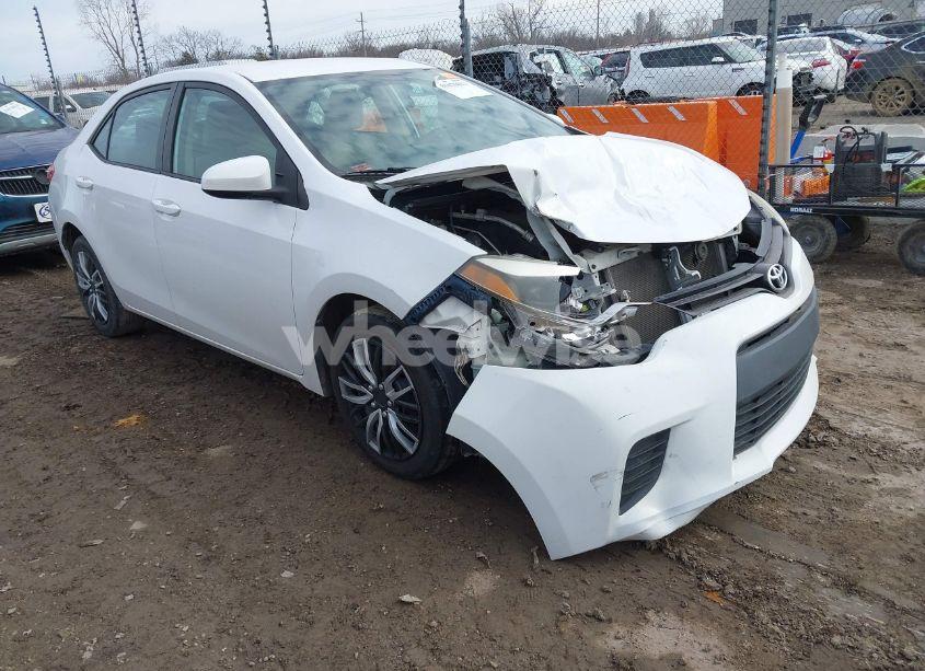 2014 Toyota Corolla LE (VIN 2T1BURHE2EC092369) main photo