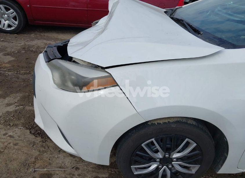 Photo 6 of 2014 Toyota Corolla LE (VIN 2T1BURHE2EC092369)