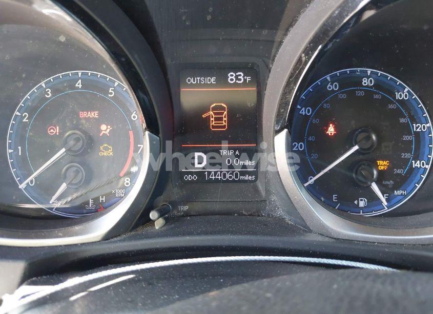 Photo 7 of 2014 Toyota Corolla S PLUS (VIN 2T1BURHE2EC094252)