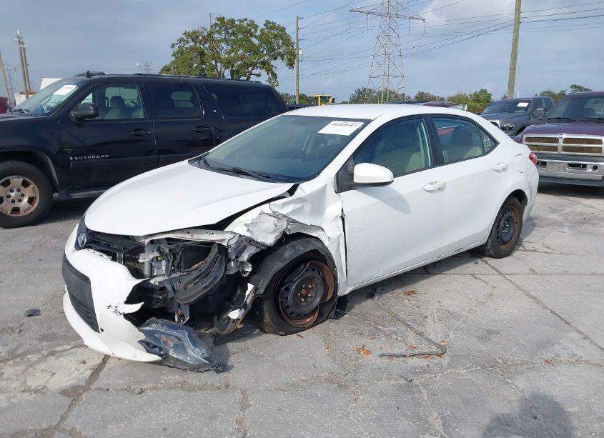 Photo 2 of 2014 Toyota Corolla LE (VIN 2T1BURHE2EC100339)