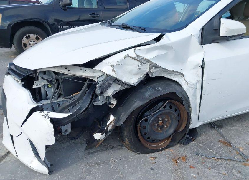 Photo 6 of 2014 Toyota Corolla LE (VIN 2T1BURHE2EC100339)