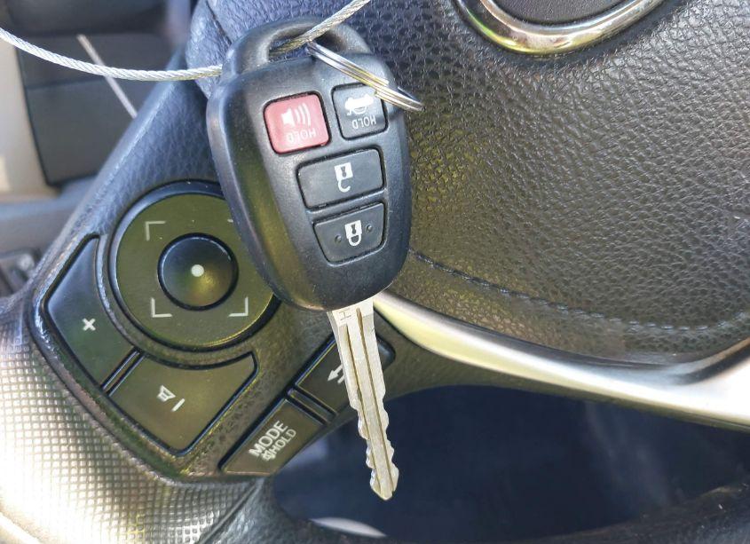 Photo 11 of 2014 Toyota Corolla LE (VIN 2T1BURHE2EC127699)