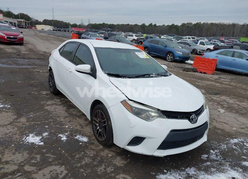 2014 Toyota Corolla LE (VIN 2T1BURHE2EC151243) main photo
