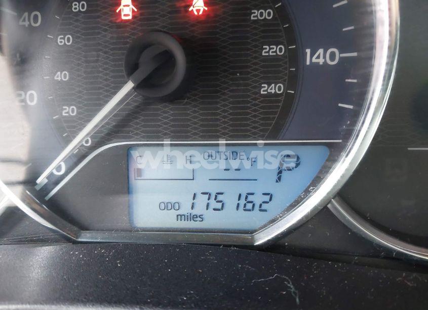 Photo 15 of 2014 Toyota Corolla LE (VIN 2T1BURHE2EC151243)