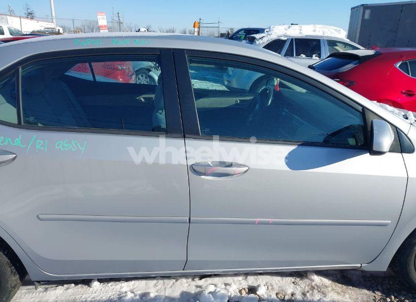 Photo 13 of 2014 Toyota Corolla LE (VIN 2T1BURHE2EC164204)