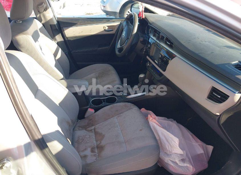 Photo 5 of 2014 Toyota Corolla LE (VIN 2T1BURHE2EC164204)