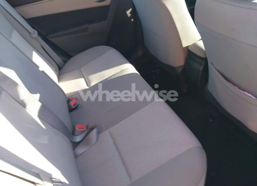 Photo 8 of 2014 Toyota Corolla LE (VIN 2T1BURHE2EC164204)