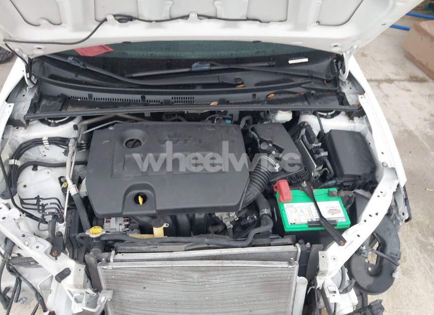 Photo 10 of 2014 Toyota Corolla L (VIN 2T1BURHE2EC168379)