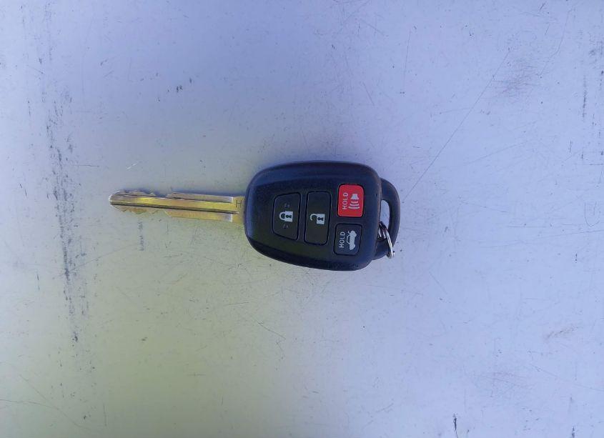 Photo 11 of 2014 Toyota Corolla LE (VIN 2T1BURHE2EC200649)