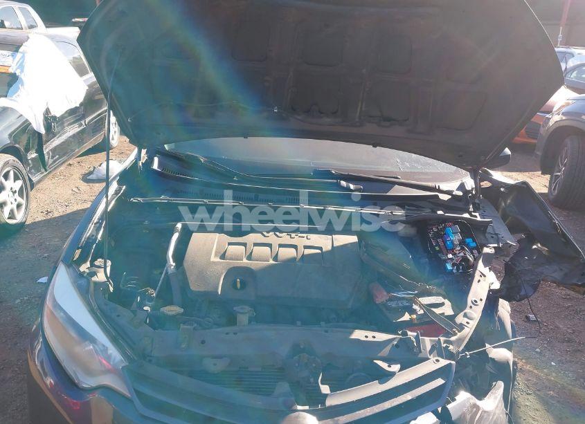 Photo 10 of 2014 Toyota Corolla LE (VIN 2T1BURHE2EC228726)