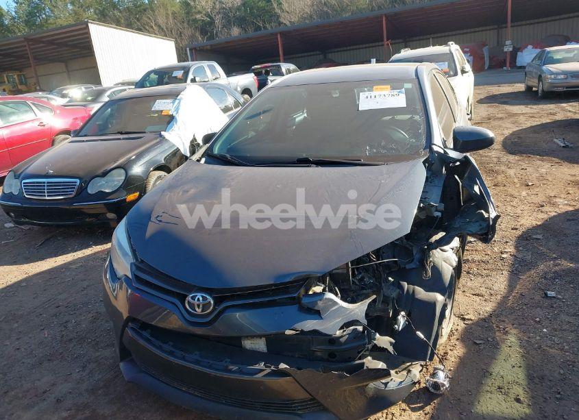 Photo 11 of 2014 Toyota Corolla LE (VIN 2T1BURHE2EC228726)