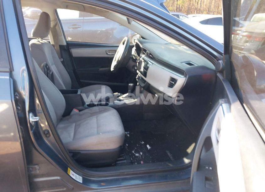 Photo 5 of 2014 Toyota Corolla LE (VIN 2T1BURHE2EC228726)