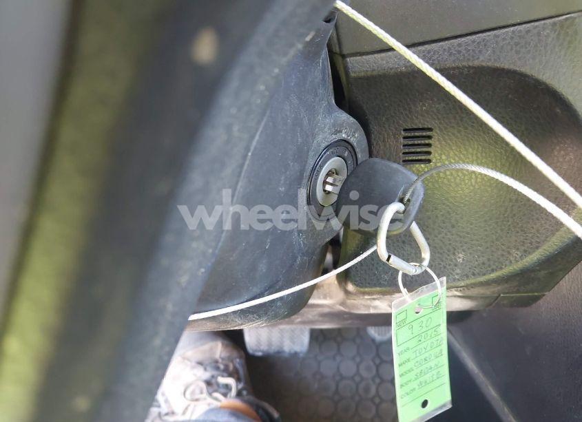 Photo 11 of 2015 Toyota Corolla L (VIN 2T1BURHE2FC237833)