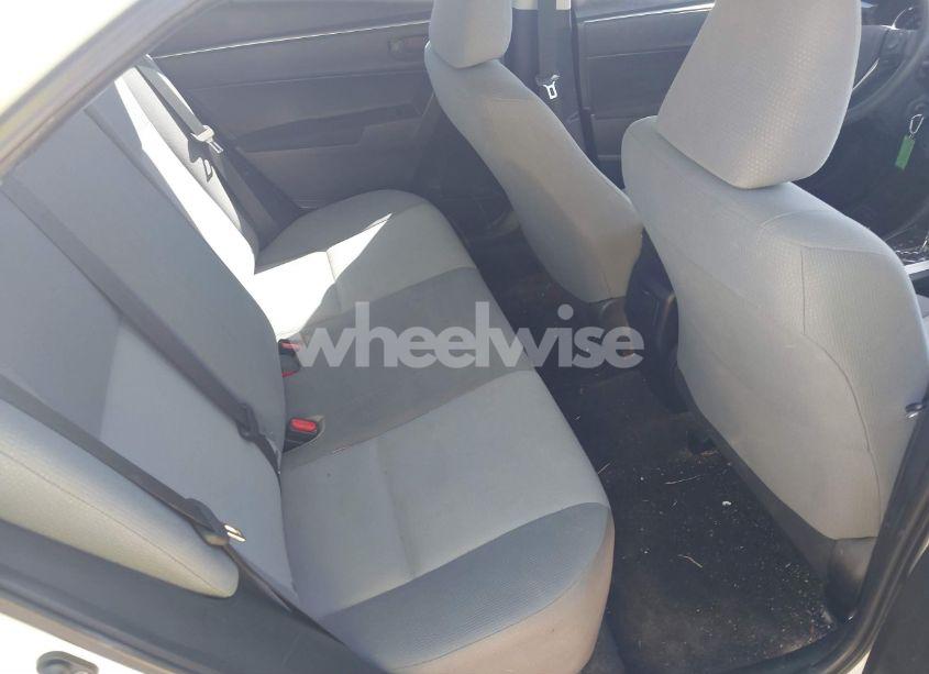 Photo 8 of 2015 Toyota Corolla L (VIN 2T1BURHE2FC237833)