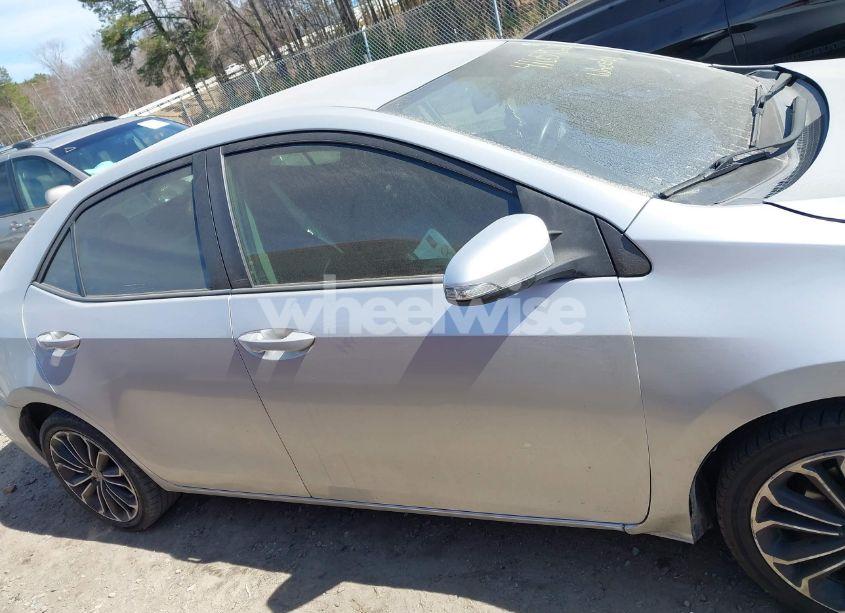 Photo 13 of 2015 Toyota Corolla S PLUS (VIN 2T1BURHE2FC244538)