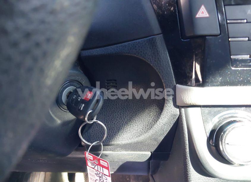 Photo 11 of 2015 Toyota Corolla LE (VIN 2T1BURHE2FC244863)