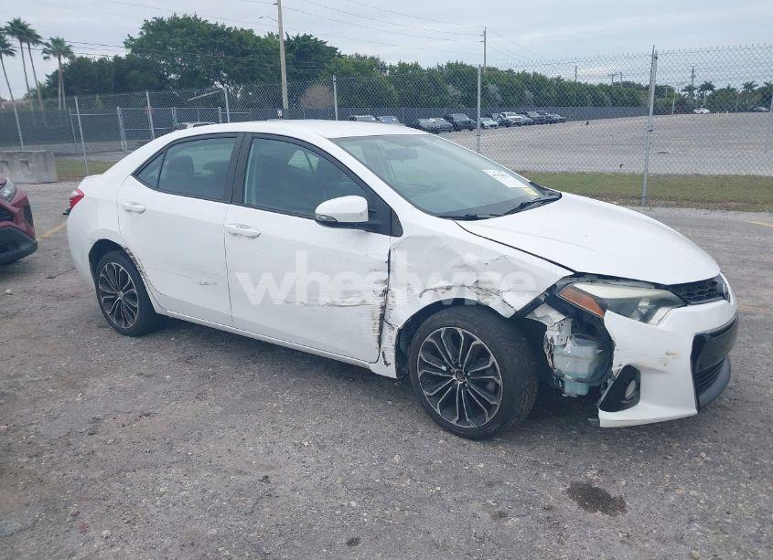 2015 Toyota Corolla S PLUS (VIN 2T1BURHE2FC251182) main photo