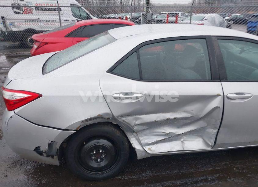 Photo 6 of 2015 Toyota Corolla LE (VIN 2T1BURHE2FC256608)