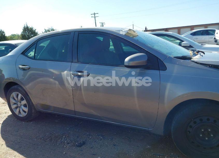 Photo 12 of 2015 Toyota Corolla LE (VIN 2T1BURHE2FC259458)