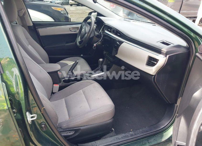 Photo 5 of 2015 Toyota Corolla LE (VIN 2T1BURHE2FC271089)