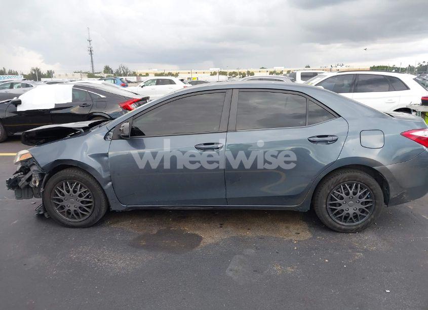 Photo 15 of 2015 Toyota Corolla LE (VIN 2T1BURHE2FC317293)