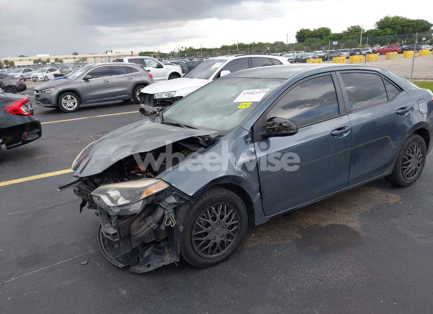 Photo 2 of 2015 Toyota Corolla LE (VIN 2T1BURHE2FC317293)
