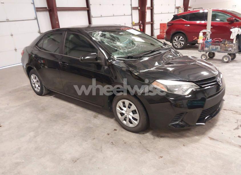 2015 Toyota Corolla L (VIN 2T1BURHE2FC321053) main photo