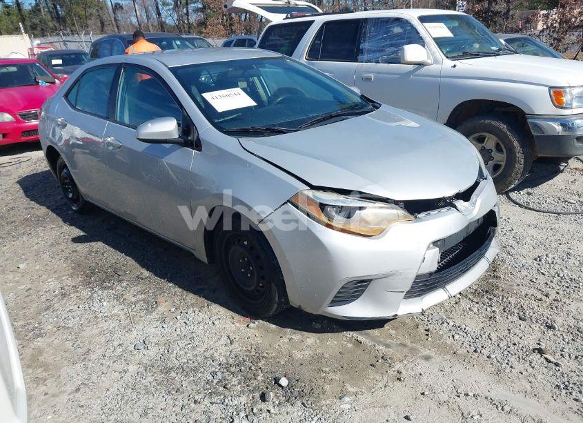 2015 Toyota Corolla LE (VIN 2T1BURHE2FC322364) main photo