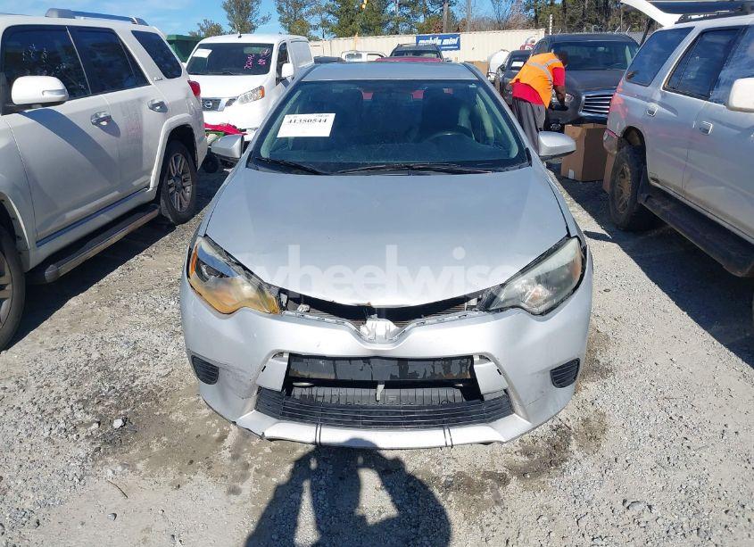 Photo 12 of 2015 Toyota Corolla LE (VIN 2T1BURHE2FC322364)