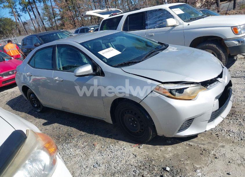 Photo 13 of 2015 Toyota Corolla LE (VIN 2T1BURHE2FC322364)