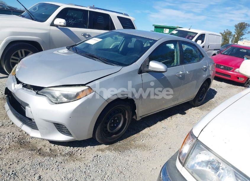 Photo 14 of 2015 Toyota Corolla LE (VIN 2T1BURHE2FC322364)