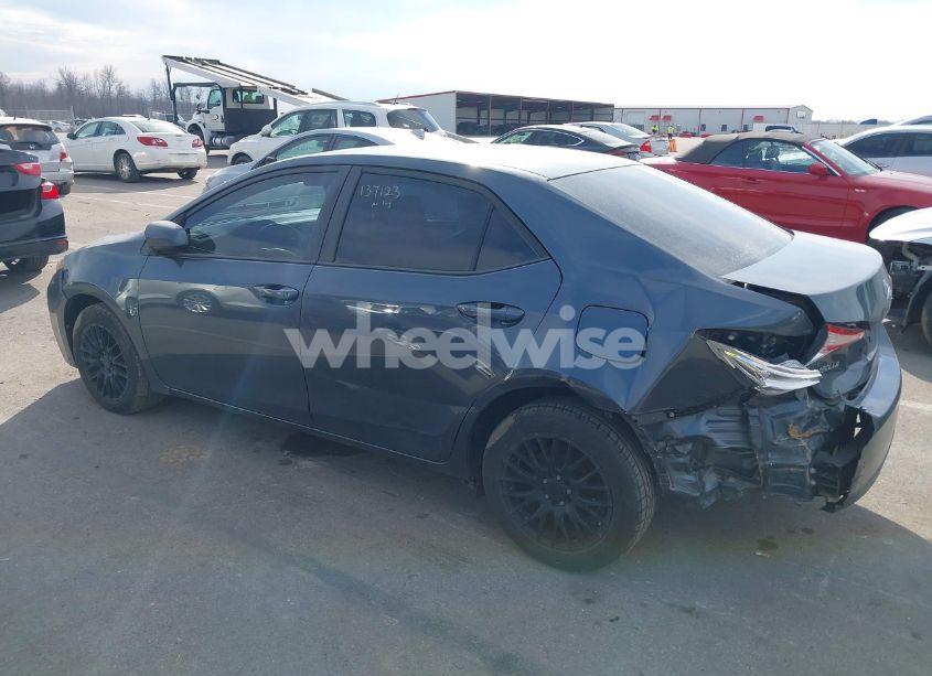 Photo 3 of 2015 Toyota Corolla LE (VIN 2T1BURHE2FC332845)