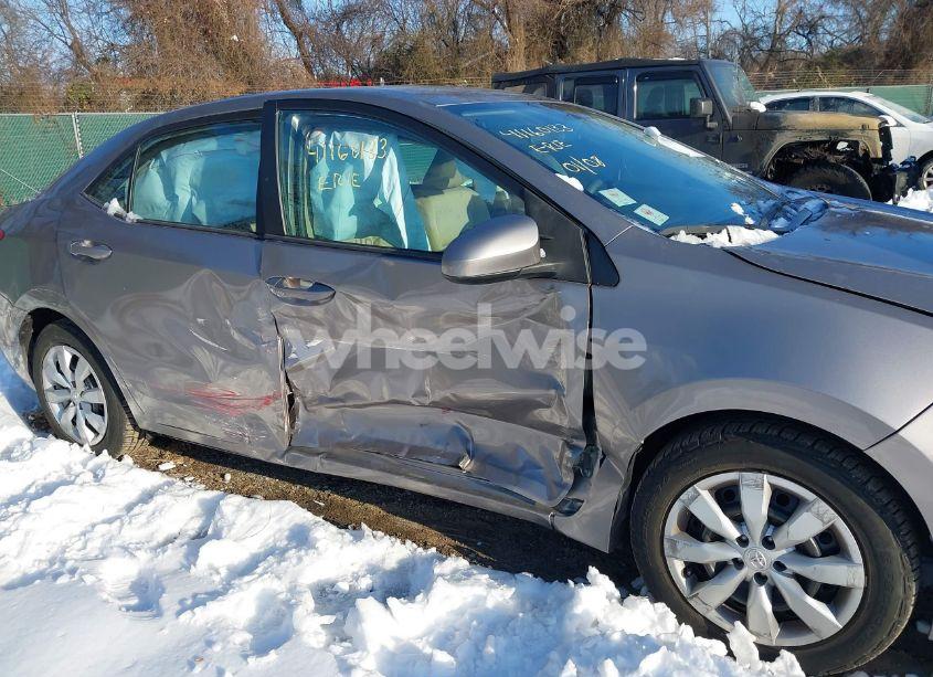 Photo 6 of 2015 Toyota Corolla LE (VIN 2T1BURHE2FC343537)