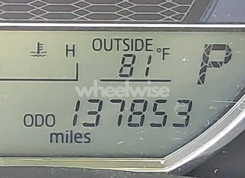 Photo 16 of 2015 Toyota Corolla LE (VIN 2T1BURHE2FC349368)