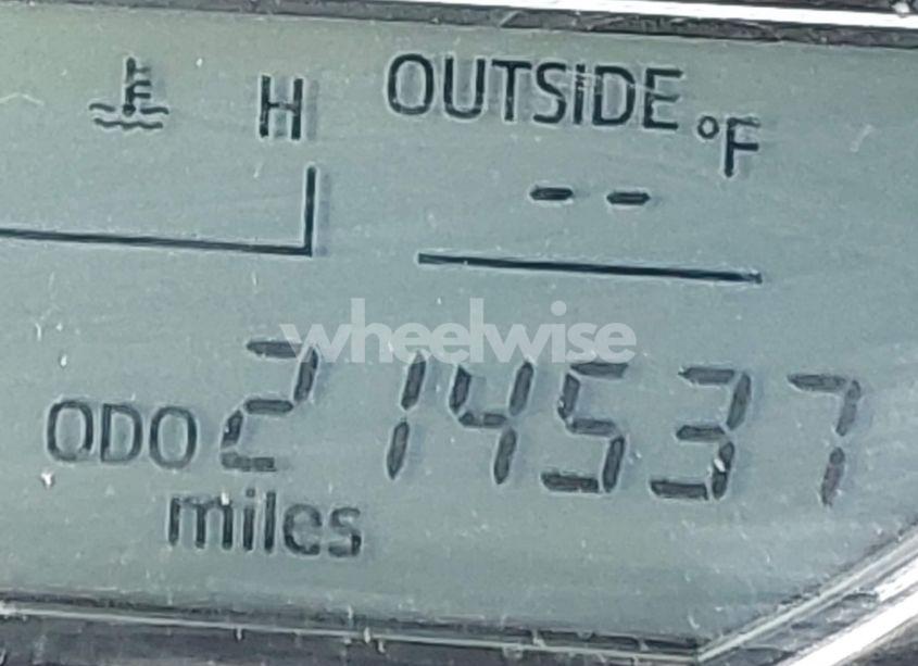 Photo 16 of 2015 Toyota Corolla L (VIN 2T1BURHE2FC358684)