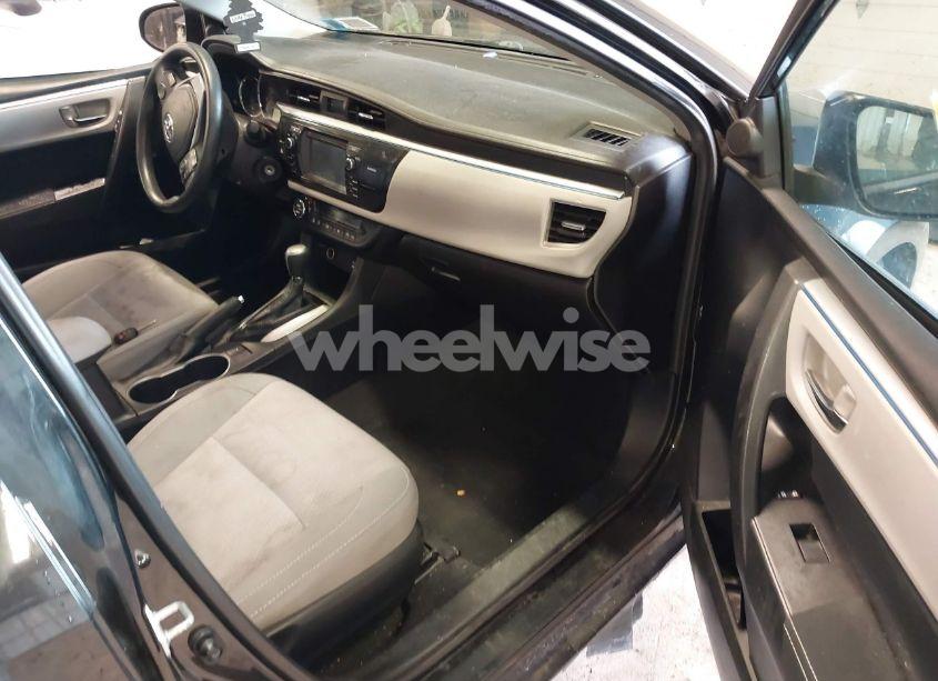 Photo 5 of 2015 Toyota Corolla LE (VIN 2T1BURHE2FC370348)