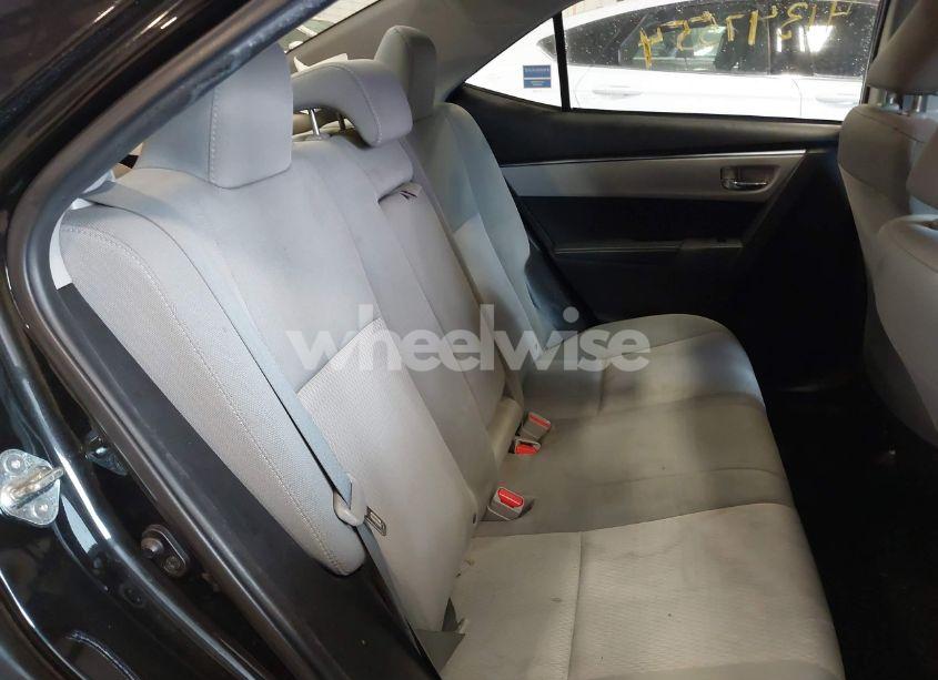 Photo 8 of 2015 Toyota Corolla LE (VIN 2T1BURHE2FC370348)