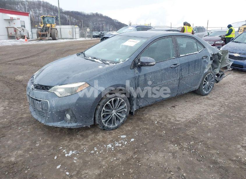 Photo 2 of 2015 Toyota Corolla S PLUS (VIN 2T1BURHE2FC376019)