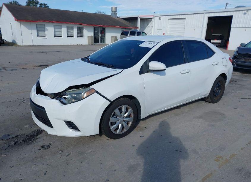 Photo 2 of 2015 Toyota Corolla LE (VIN 2T1BURHE2FC390048)