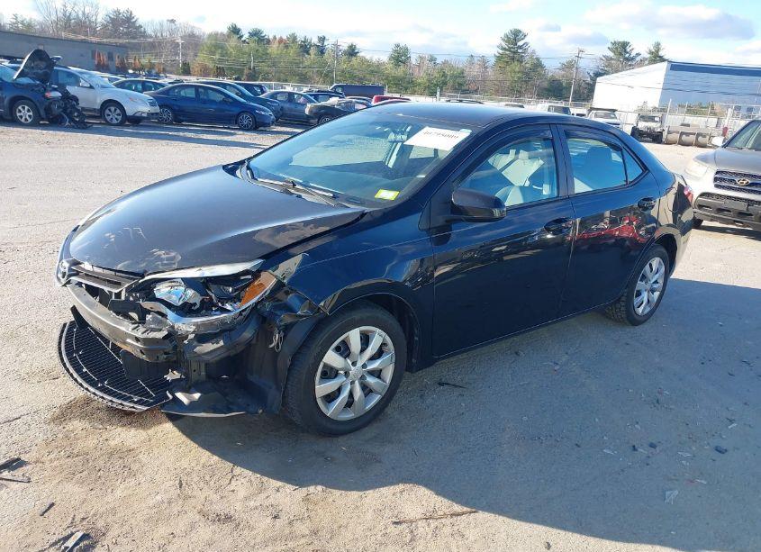 Photo 2 of 2015 Toyota Corolla LE (VIN 2T1BURHE2FC401999)
