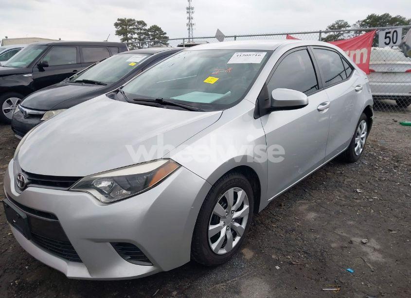 Photo 2 of 2015 Toyota Corolla LE (VIN 2T1BURHE2FC416602)