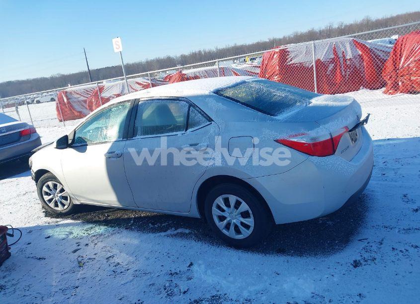 Photo 14 of 2015 Toyota Corolla L (VIN 2T1BURHE2FC418947)