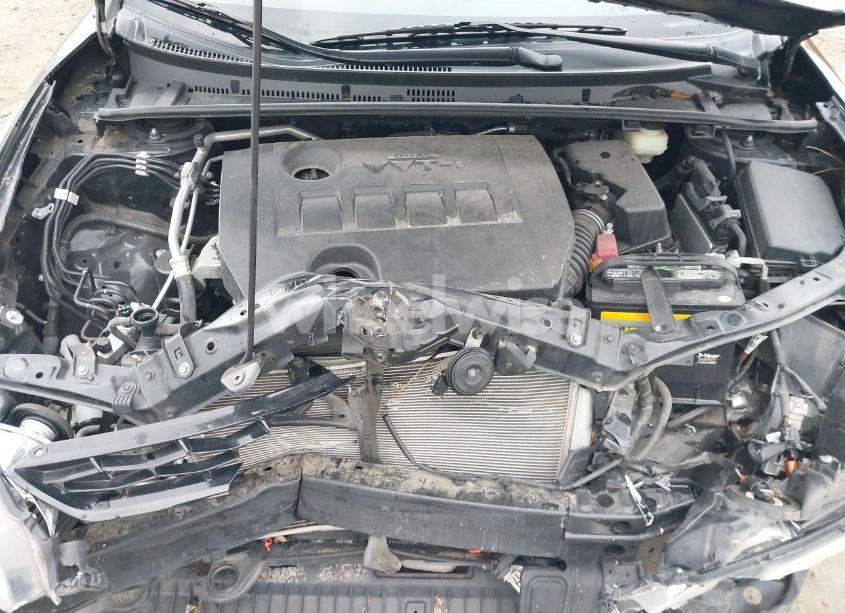 Photo 10 of 2015 Toyota Corolla S (VIN 2T1BURHE2FC420262)