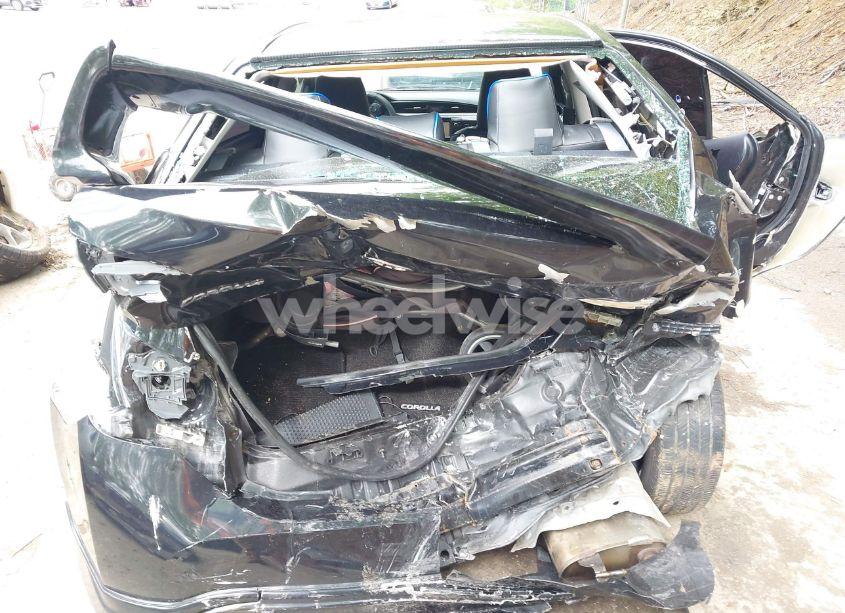 Photo 6 of 2015 Toyota Corolla L/LE/LE PLS/PRM/S/S PLS (VIN 2T1BURHE2FC455660)