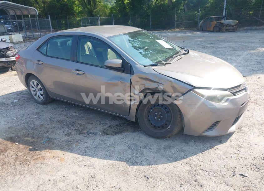2015 Toyota Corolla LE (VIN 2T1BURHE2FC466027) main photo