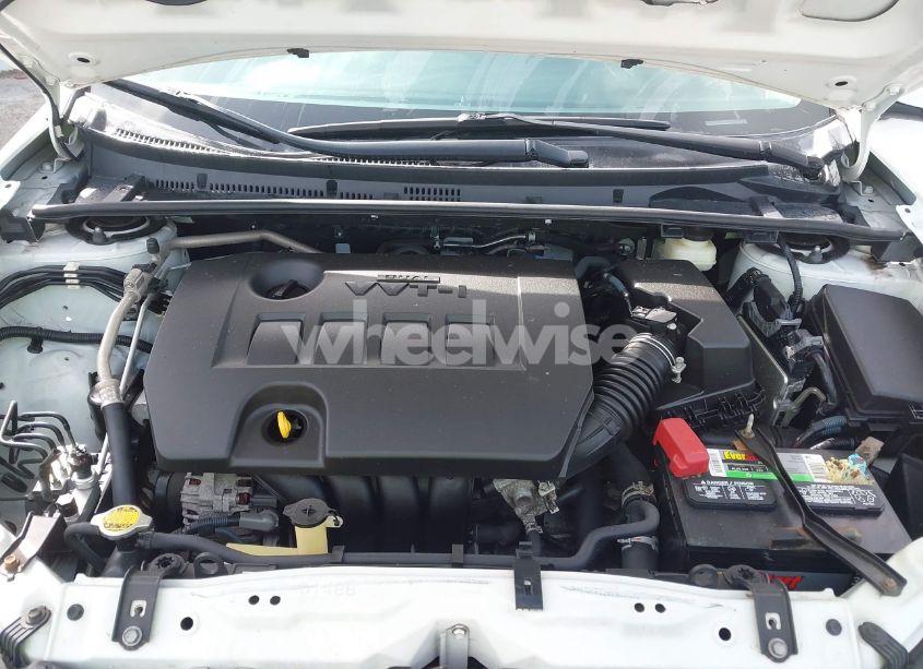 Photo 10 of 2015 Toyota Corolla S PLUS (VIN 2T1BURHE2FC470840)