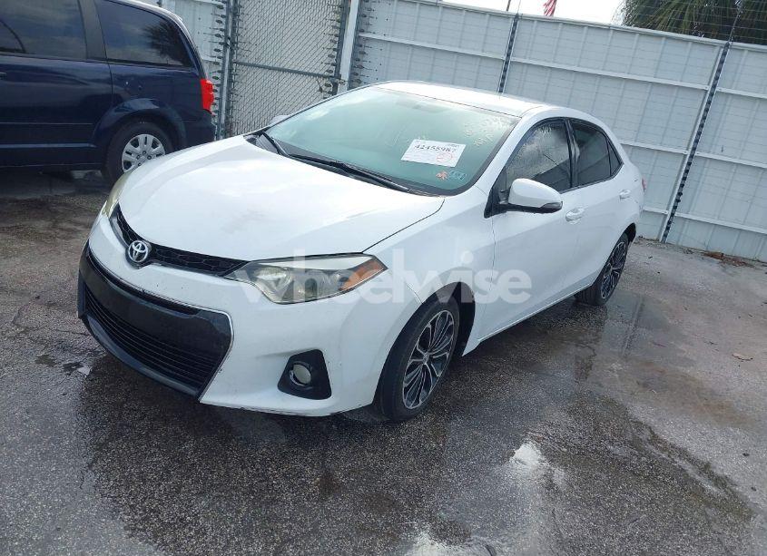 Photo 2 of 2015 Toyota Corolla S PLUS (VIN 2T1BURHE2FC470840)