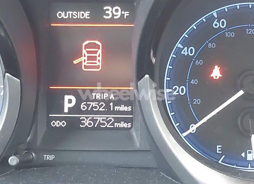 Photo 15 of 2015 Toyota Corolla S PLUS (VIN 2T1BURHE2FC471552)